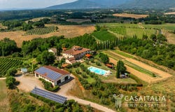 Laterina, Tuscany 52020