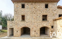 Monticiano, Tuscany 53015