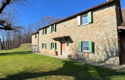 Massa e Cozzile, Tuscany 51010