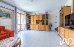 Ponsacco, Tuscany 56038