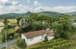Roccastrada, Tuscany 58036