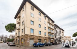 Prato, Tuscany 59100