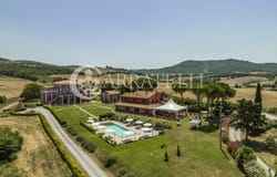 Capalbio, Tuscany 58011