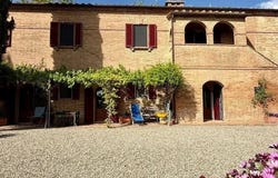 Asciano, Tuscany 53041