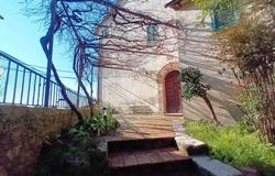 Cetona, Tuscany 53040