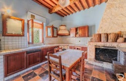 Buti, Tuscany 56032