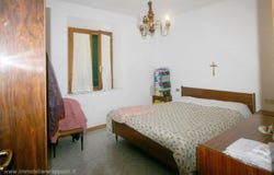 Asciano, Tuscany 53041