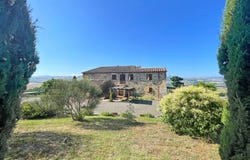 Sarteano, Tuscany 53047