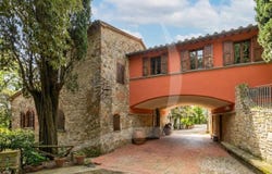 Arezzo, Tuscany 52100