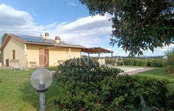 Palaia, Tuscany 56036