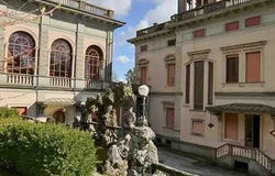Lucca, Tuscany 55100