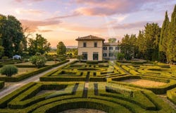 Monteriggioni, Tuscany 53035
