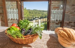 Radicofani, Tuscany 53040