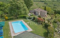 Radicofani, Tuscany 53040