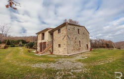 Radicofani, Tuscany 53040