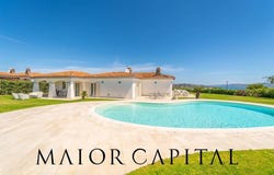 Palau, Sardinia 07020