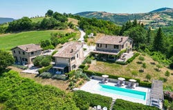 Castelraimondo, Marche 62022