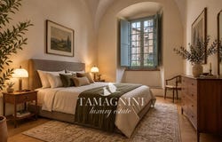 Montepulciano, Tuscany 53045