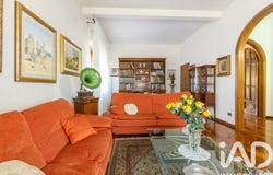 Cascina, Tuscany 56023