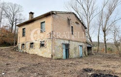 Chiusi, Tuscany 53043