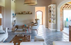 Riparbella, Tuscany 56046