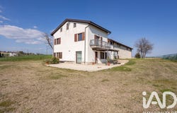 Jesi, Marche 60035