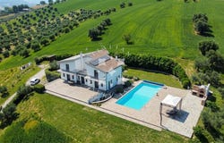 Penne, Abruzzo 65017
