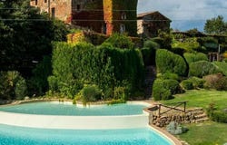 Chiusdino, Tuscany 53012