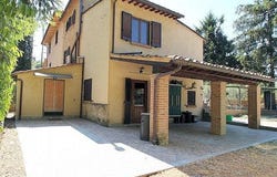 Volterra, Tuscany 56048