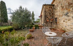 Radicofani, Tuscany 53040