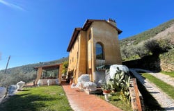 Calci, Tuscany 56011