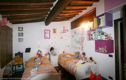 Sinalunga, Tuscany 53048