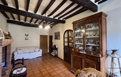 Cetona, Tuscany 53040