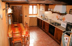 Pescia, Tuscany 51017