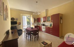 Cetona, Tuscany 53040