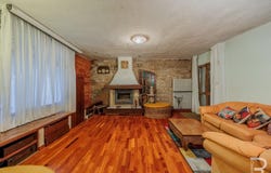 Collesalvetti, Collesalvetti, Tuscany 57014