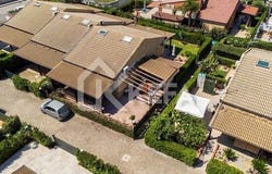 Campofelice di Roccella, Sicily 90010