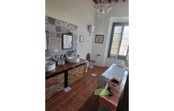 Capannoli, Tuscany 56033