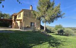 Volterra, Tuscany 56048