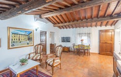Cortona, Tuscany 52044