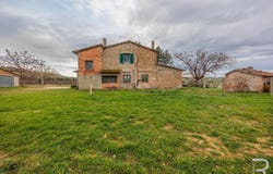 Cinigiano, Tuscany 58044