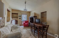 Montalcino, Tuscany 53024