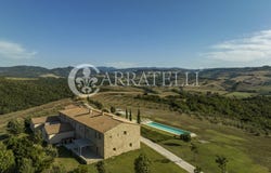 Volterra, Tuscany 56048