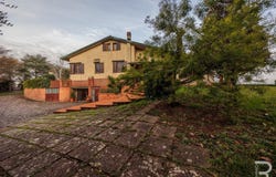 Santa Maria a Monte, Tuscany 56020