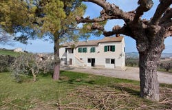 Montefano, Marche 62010