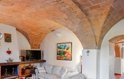 Volterra, Tuscany 56048