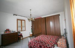 Asciano, Tuscany 53041