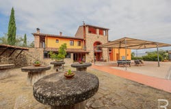 Montespertoli, Tuscany 50025