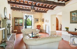 Cortona, Tuscany 52044