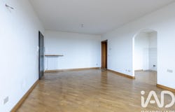 Pontedera, Tuscany 56025